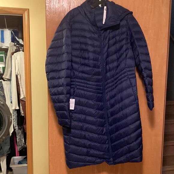 Land’s End Ultralight 800 down hood quilted zip long packable coat Navy Small - Picture 9 of 13